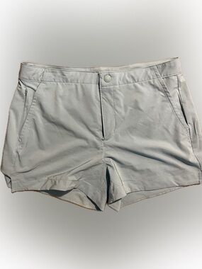The North Face Aqua Blue Women's Shorts; size 8; 3” inseam